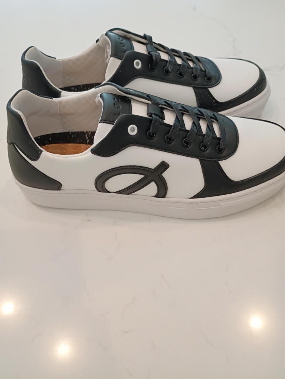 🔥41 LOCI BLACK AND WHITE NEW W/O BOX